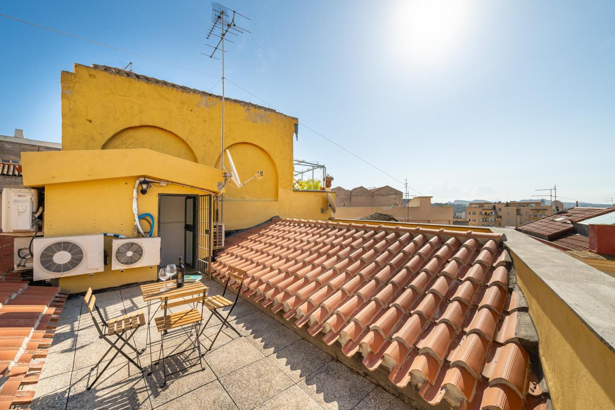 Vico 1° Sulis Apartment *